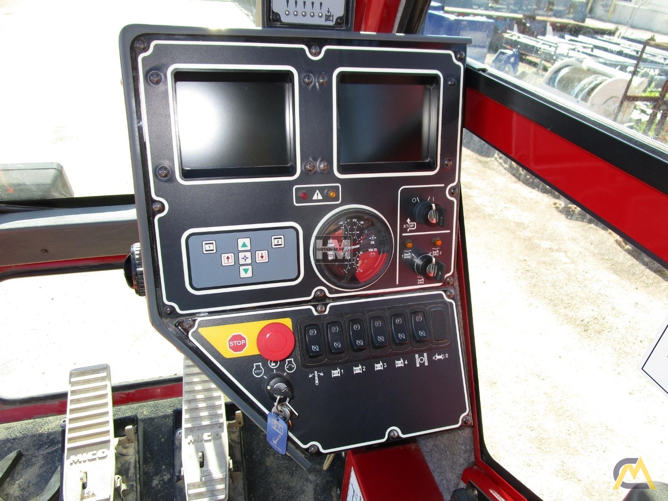 Manitowoc MLC165 182-Ton Lattice Boom Crawler Crane 13