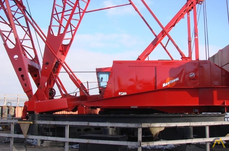 Manitowoc Series 3 Ringer 300-Ton Lattice Boom Crawler Crane 3