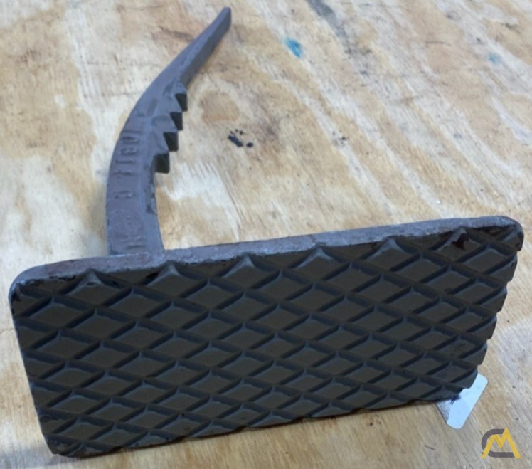 Manitowoc Winch Brake Pedal - Fits 4100 / 3900 / 2900 & Other Model Crawlers 0
