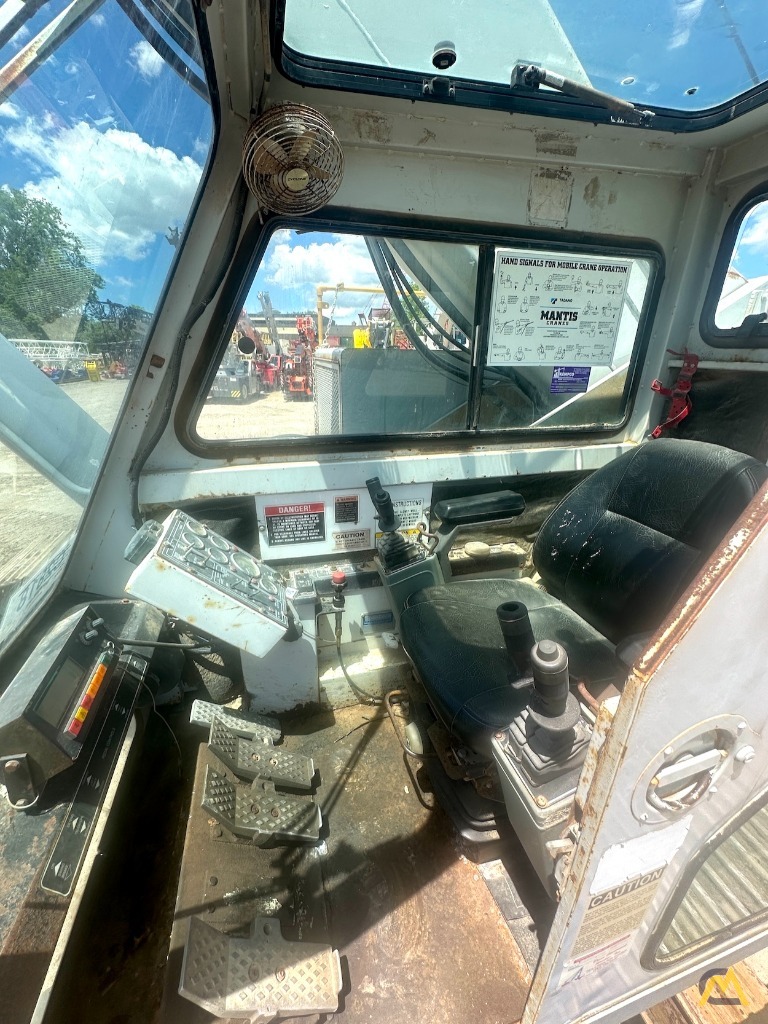 MANTIS 6010 | 30-TON TELECRAWLER 9