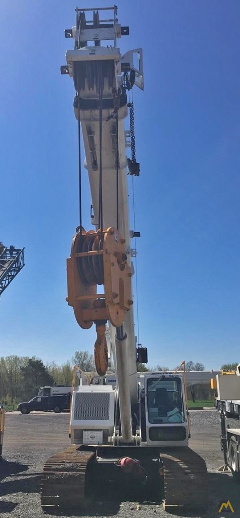 Mantis 6010LP 30-Ton Telescopic Crawler Crane 3