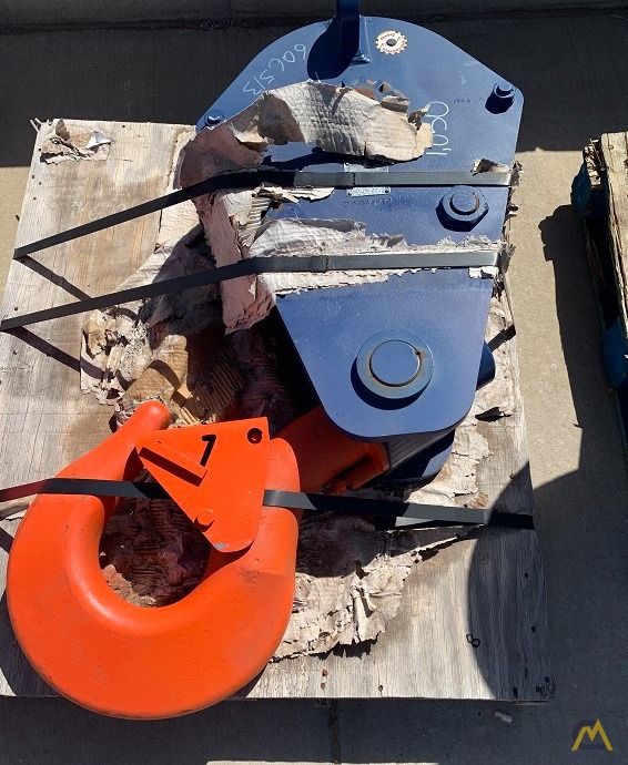 McKissick 65-Ton 3-Sheave Hook Block 0