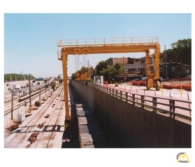 Mi-Jack MJ40 40-Ton Rubber Tired Gantry Crane 2