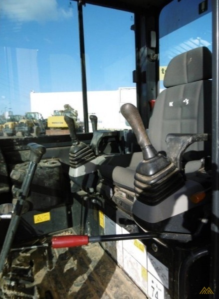 MINI EXCAVATOR KOMATSU PC26MR-3 - 2019 - 650H 3