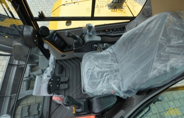 MINI EXCAVATOR VOLVO ECR88D PRO - 2021 - 3H 3