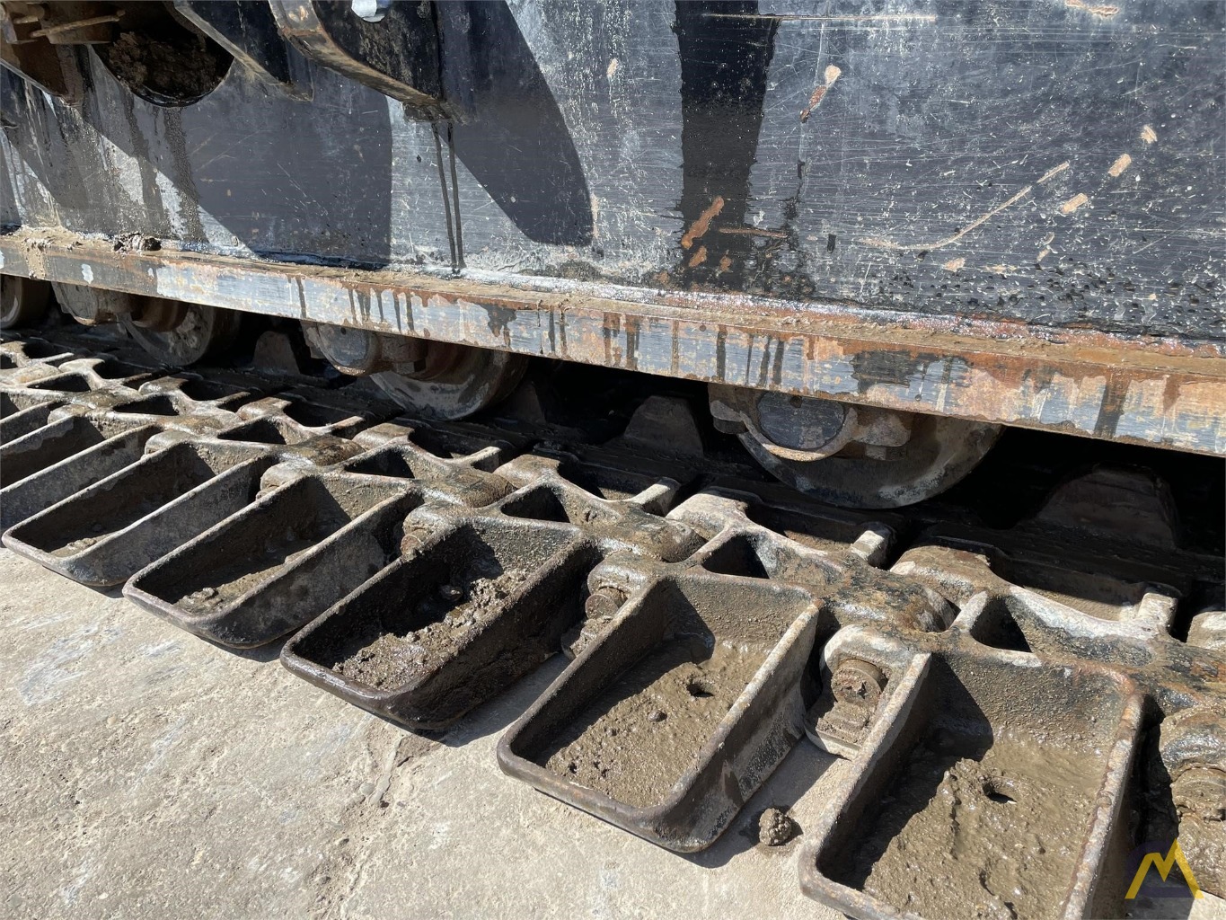 Manitowoc 10000 100-ton Lattice Boom Crawler Crane 18