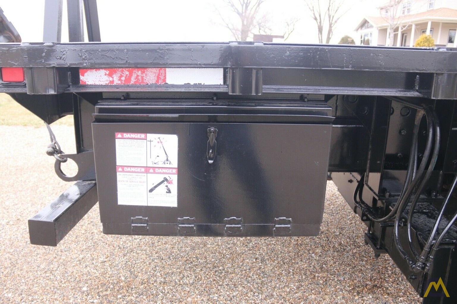 National 11105 28-Ton Boom Truck Crane 9