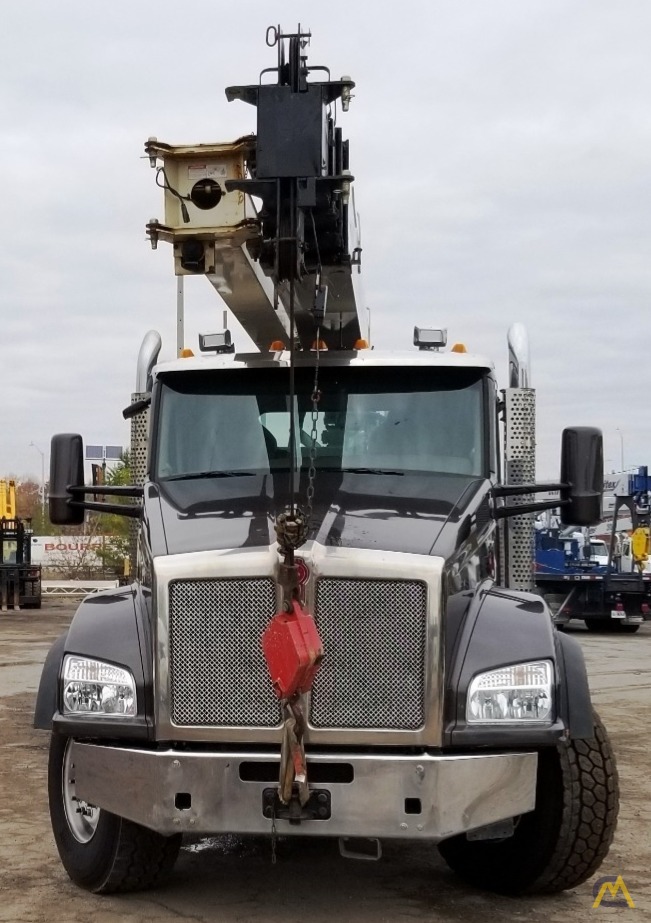 National 1300A 30-Ton Boom Truck Crane 1