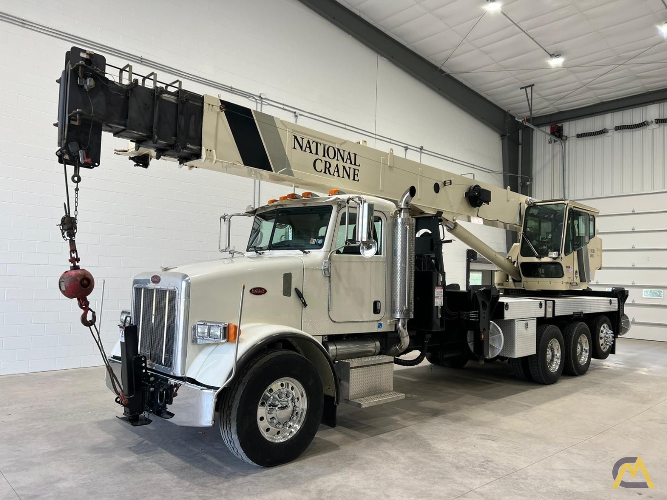 National 1800 Series 18127 40-Ton Boom Truck Crane 0