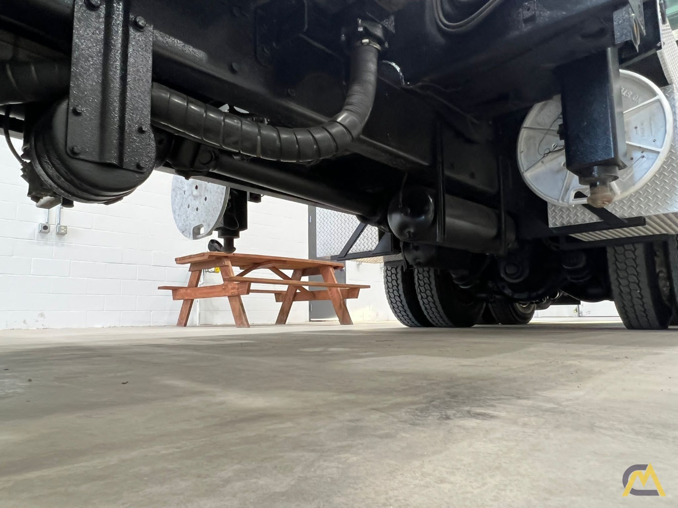 National 1800 Series 18127 40-Ton Boom Truck Crane 26