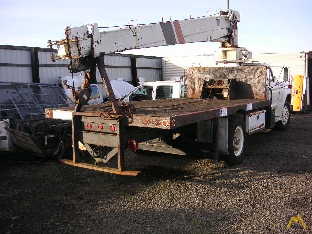 National 4T46 8-ton Boom Truck Crane 1