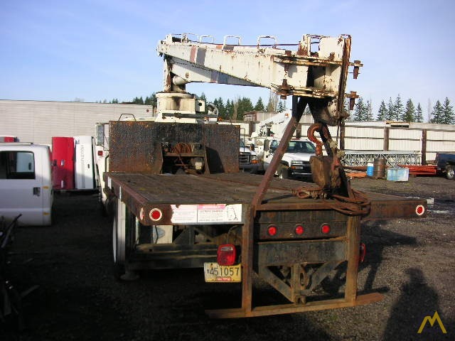 National 4T46 8-ton Boom Truck Crane 5