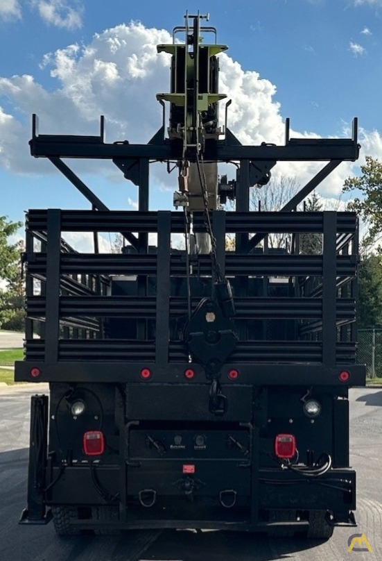 National 680H (600H Series) Boom Truck Crane 3