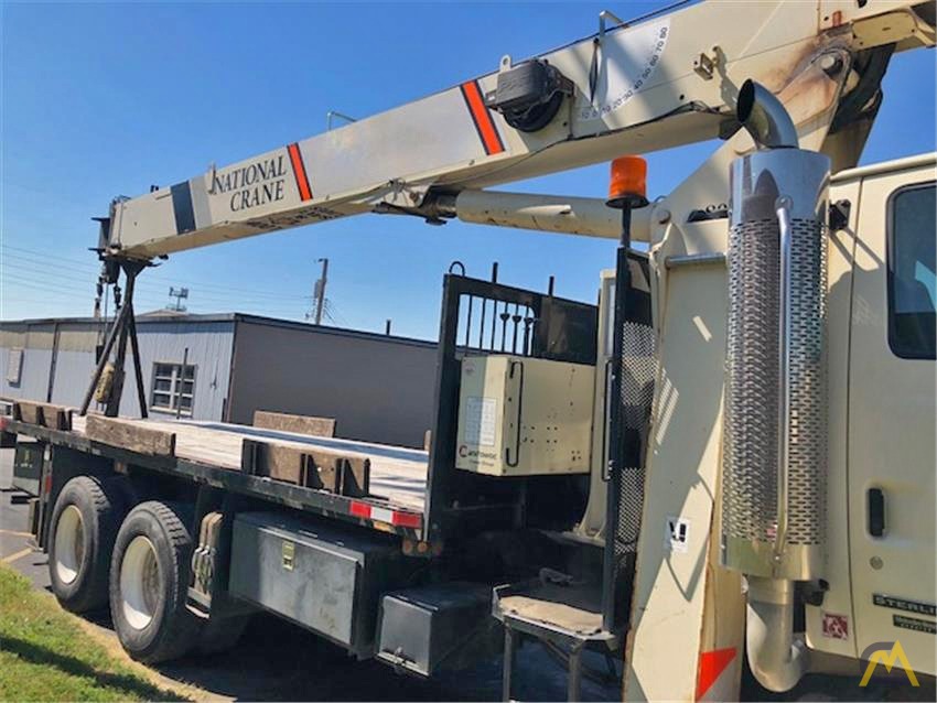 National 890D 23-Ton Boom Truck Crane 3