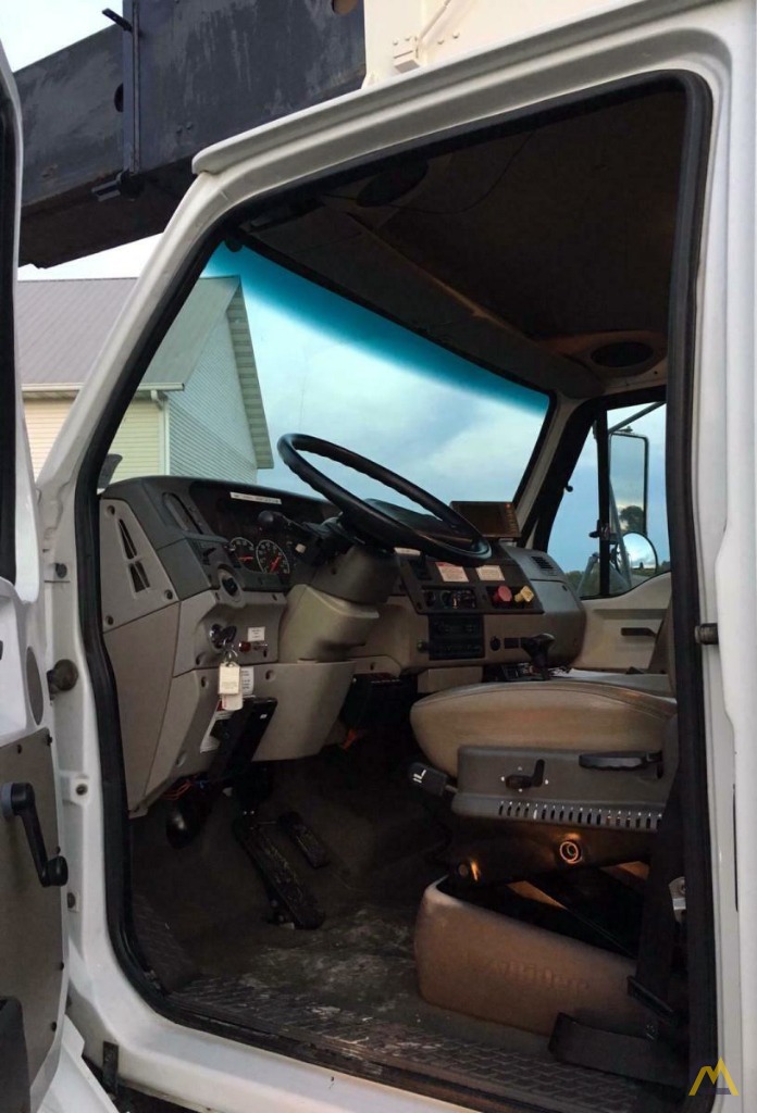 National 900A 26-Ton Boom Truck Crane 16