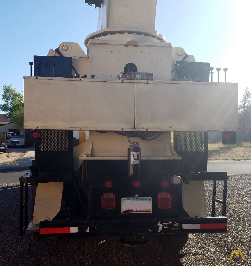 National 9103A 26-Ton Boom Truck Crane on Navistar 7500 3