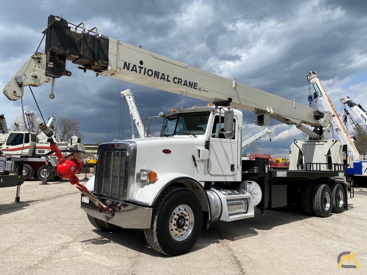 National 9125A 26-Ton Boom Truck Crane Mounted on 2011 Peterbilt 367 1
