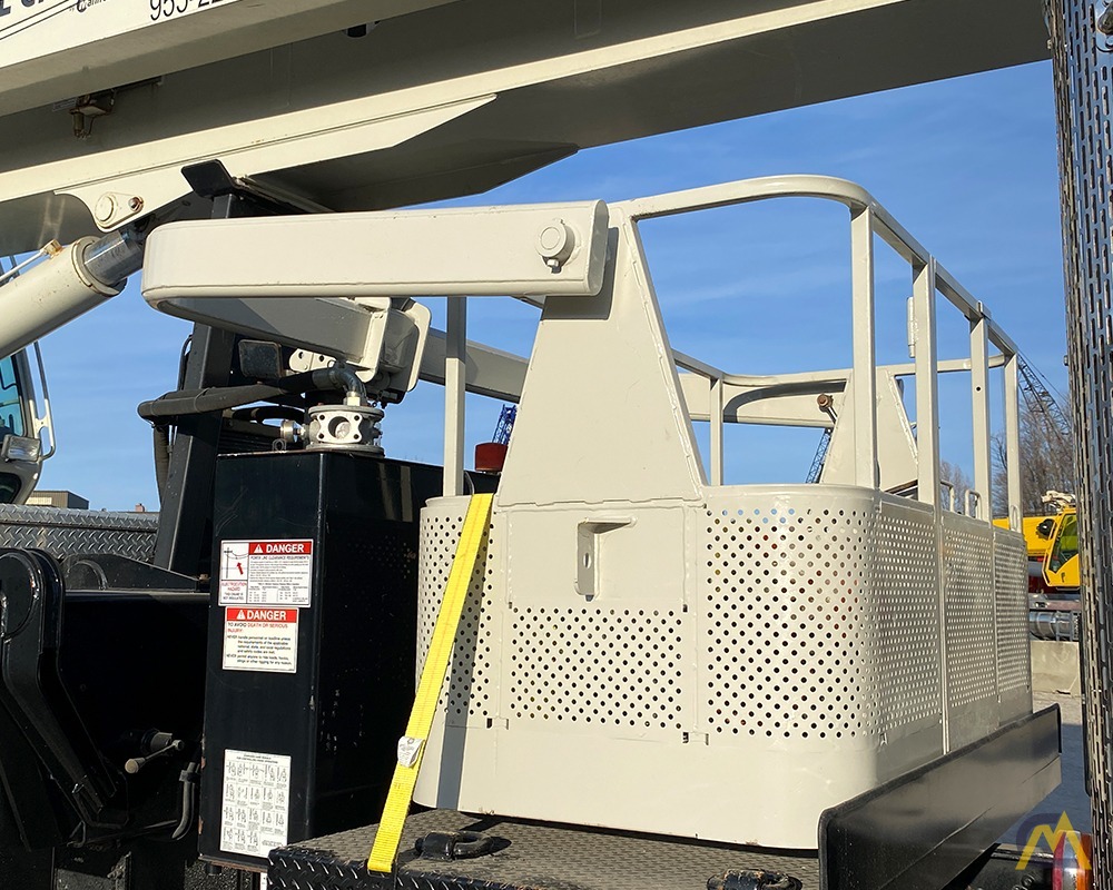 National NBT40 40-Ton Boom Truck Crane 12