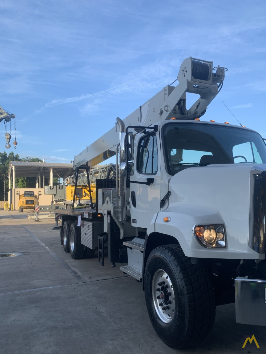 National NBT30H-2 30-Ton Boom Truck Crane 1