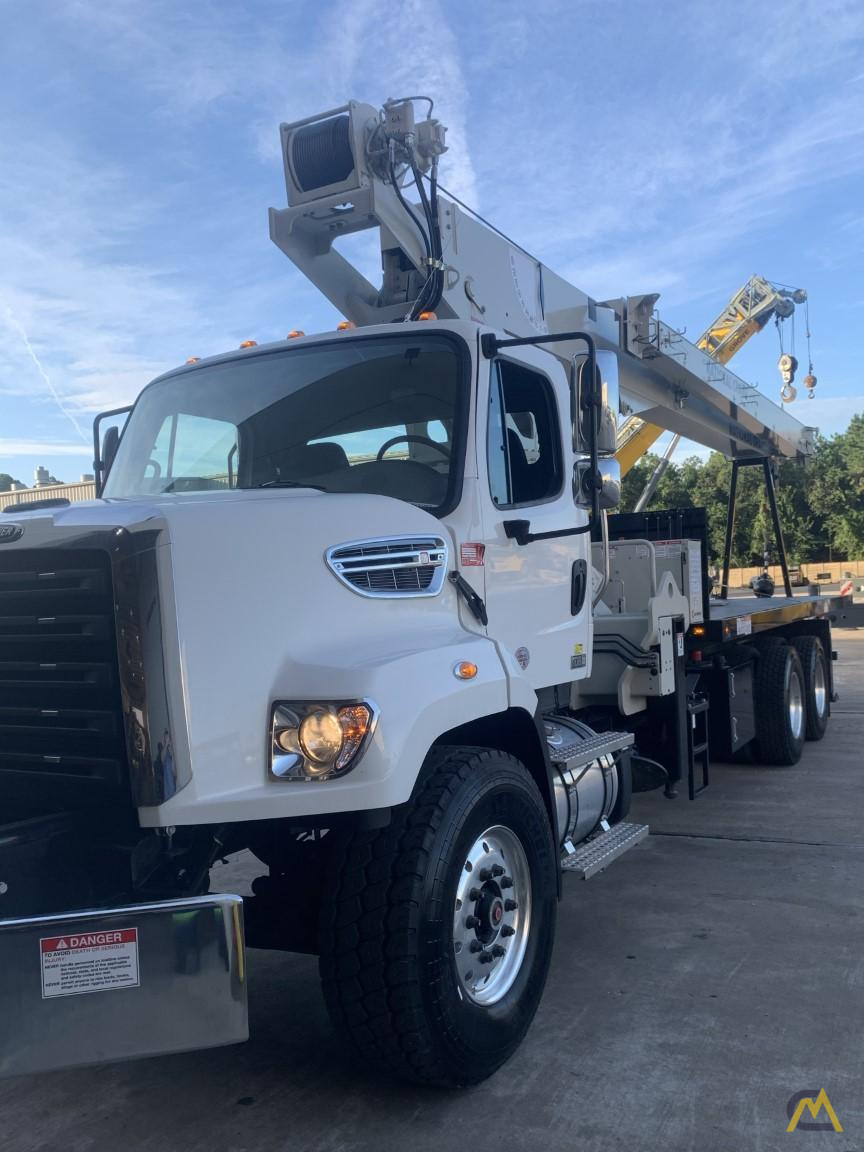 National NBT30H-2 30-Ton Boom Truck Crane 0