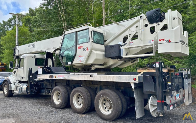 National NTC55L-151 Boom Truck Crane on Peterbilt 567 2