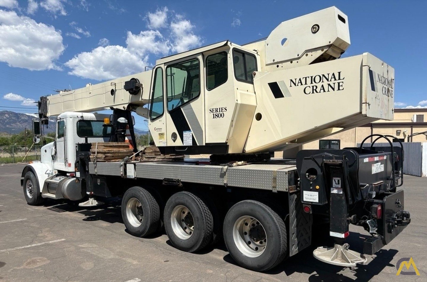 National Series 1800 / Model 18127 Boom Truck Crane on Peterbilt 367 0