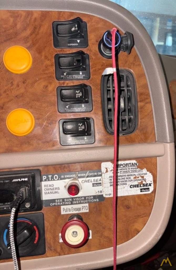 National Series 1800 / Model 18127 Boom Truck Crane on Peterbilt 367 13