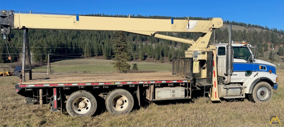 National Series 600E/Model 690E 20-ton Boom Truck Crane on Sterling CranesList ID: 647 7