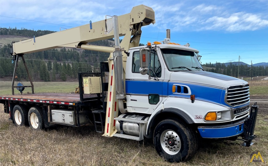 National Series 600E/Model 690E 20-ton Boom Truck Crane on Sterling CranesList ID: 647 1