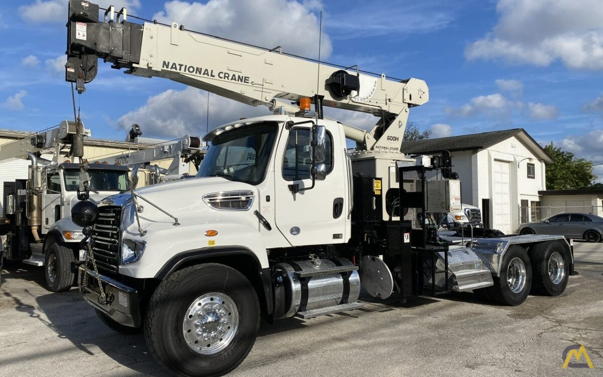 National Series 600H 649H Model Tractor Mount Crane on Freightliner 114SD 0
