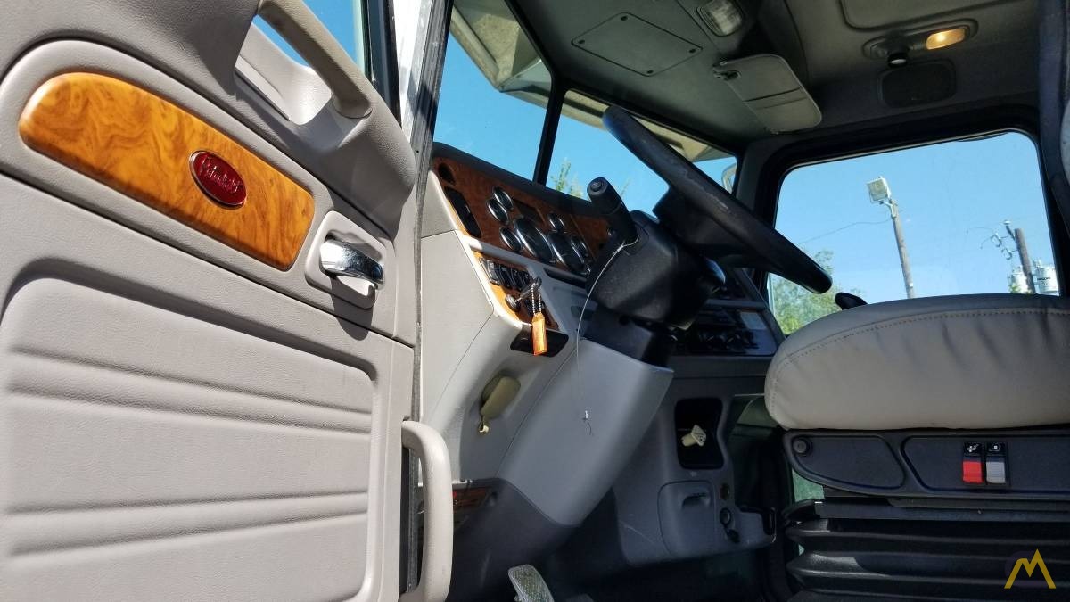 National Series 800D Model 890D Boom Truck Crane on Low Mile Peterbilt 365 25