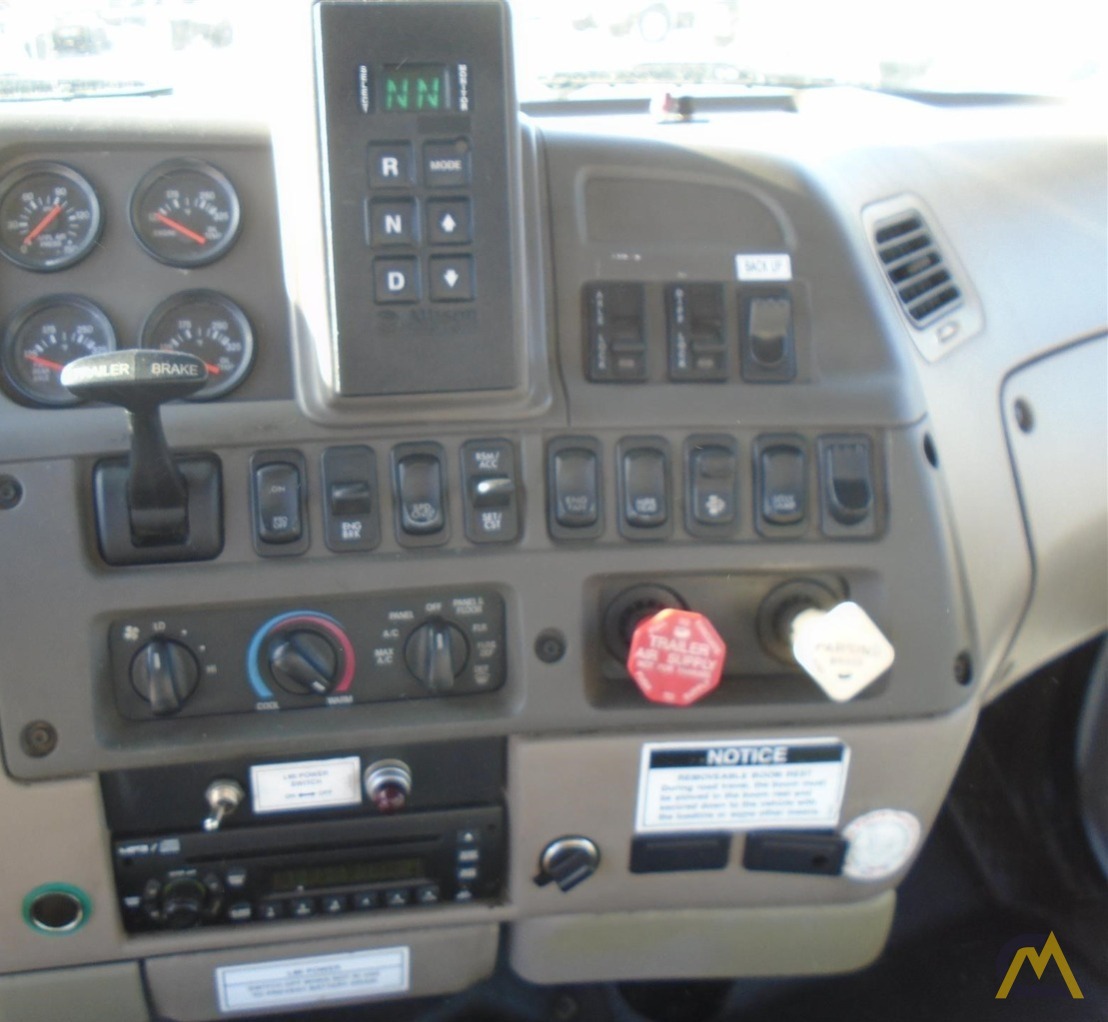 National Series 800D Model 8100D Boom Truck Crane on Peterbilt 365 17
