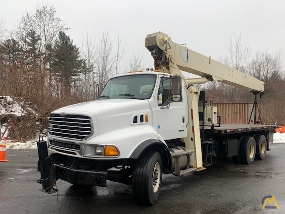 National Series 900A Model 9103A 26-ton Boom Truck on Sterling 0