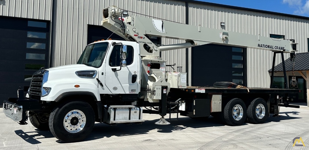 National Series NBT30H-2 NBT30110H-2 Boom Truck Crane on Freightliner 114SD