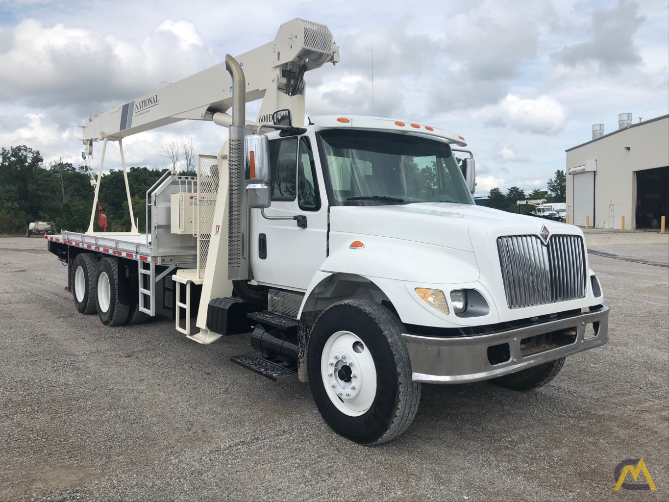 Natonal 685D 18-ton Boom Truck Crane on International 5