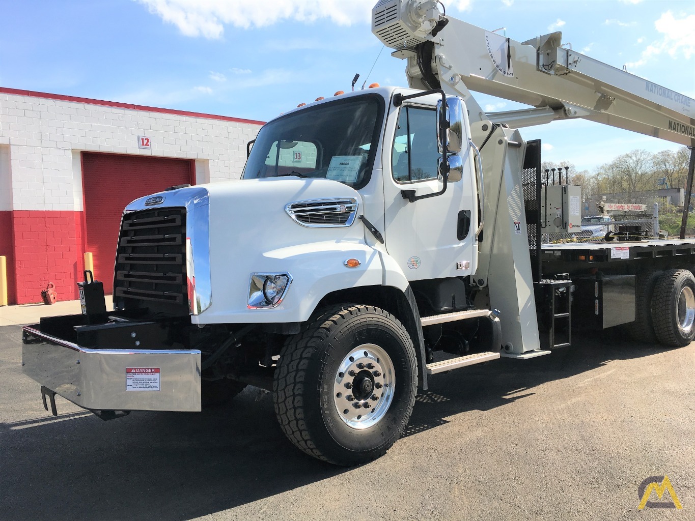 National 8100D 23-ton Boom Truck Crane 2