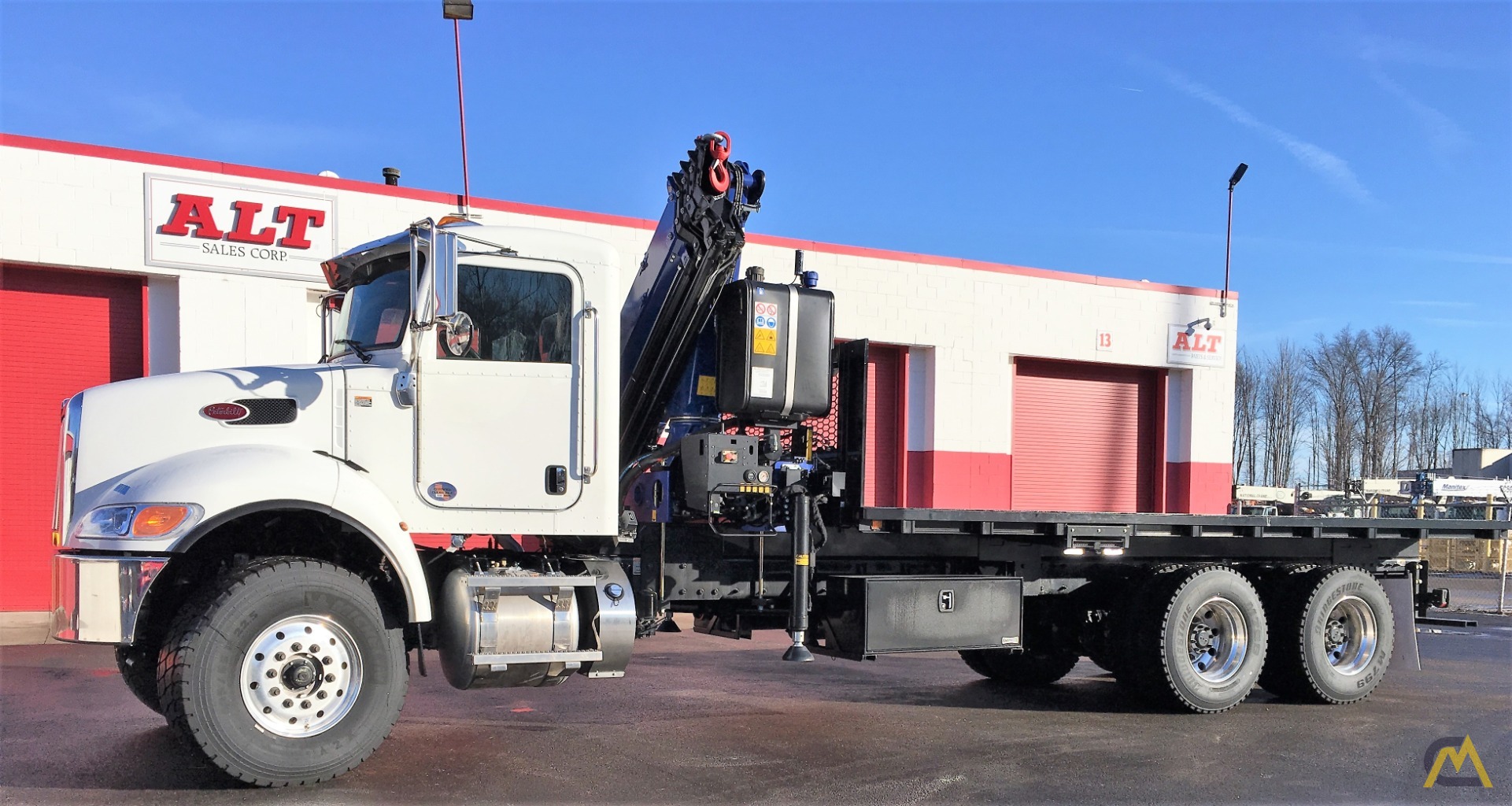 NEW 2019 PM 16524 Silver Knuckle Boom Crane 0