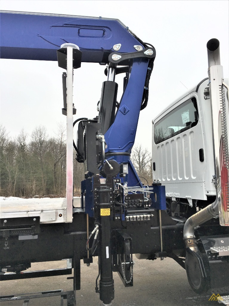 NEW 2020 Manitex PL74S 4.19-Ton Pallet Fork Loader Crane 9