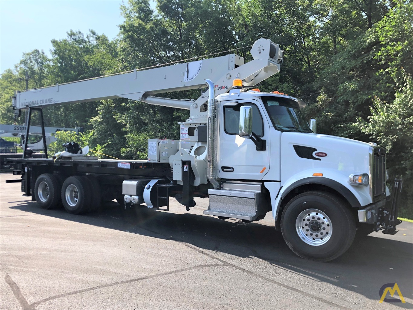 NEW 2022 National NBT30H2110 30-Ton Boom Truck Crane 0