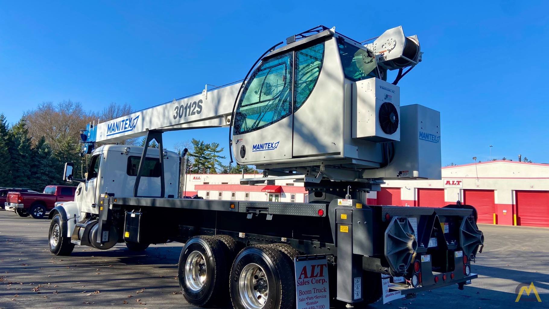 NEW Manitex 30112S 30-Ton Boom Truck Crane 5