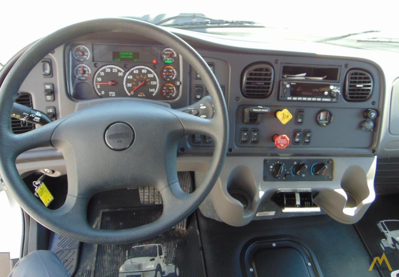 NEW Manitex/PM POWERLIFT PL-74 REAR-MOUNTED ON NEW FREIGHTLINER 114SD 4