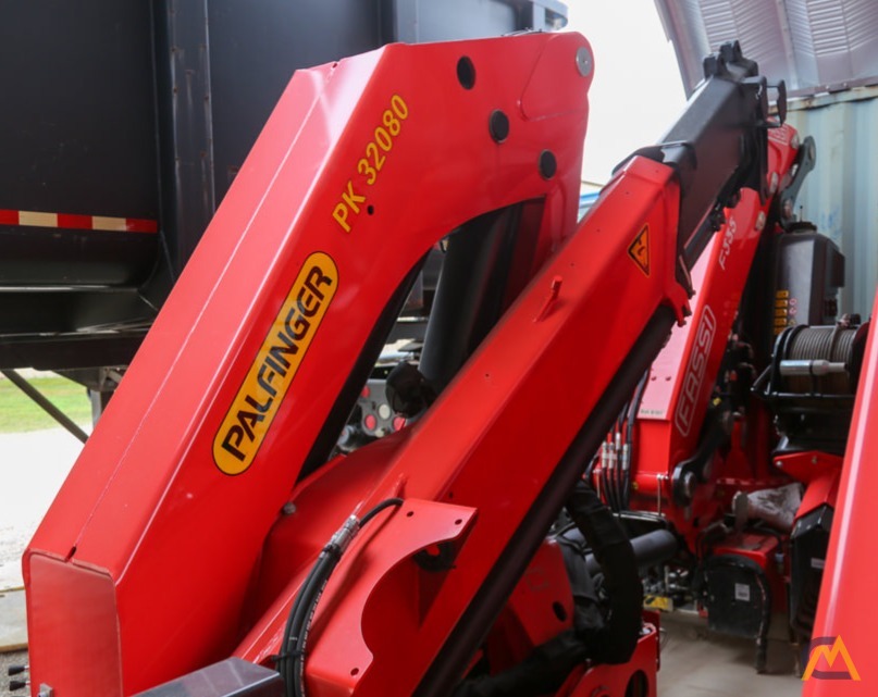 Palfinger PK 32080 9.37-Ton Knuckle Boom Crane 2