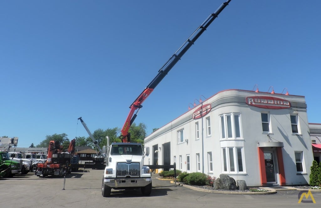 Palfinger PK 33002-EH 9.7-ton Knucklboom Crane on Western Star 4700SF 8