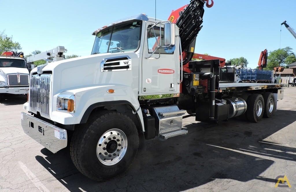 Palfinger PK 33002-EH 9.7-ton Knucklboom Crane on Western Star 4700SF 7