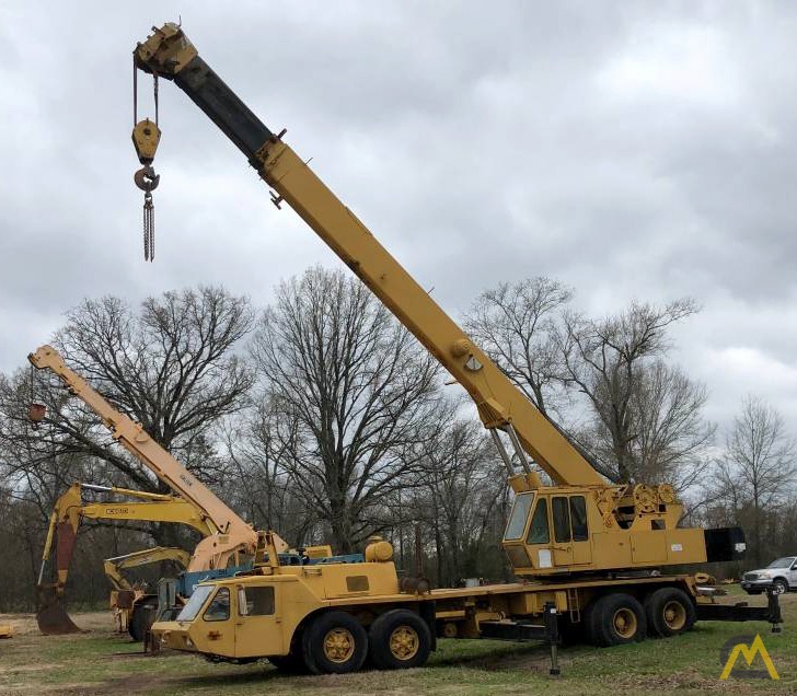 Pettibone 100 TK-LS Telescopic Boom Truck Crane 3