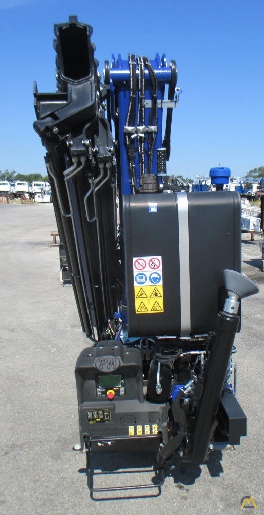 PM 23525 SP 23-ton Articulating Knuckle Boom Crane UNMOUNTED 2