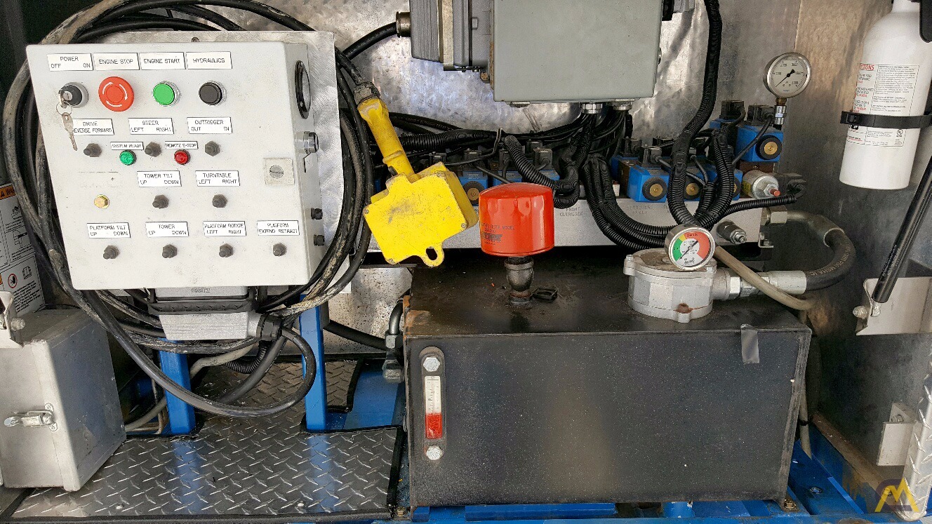 Refurbished Hydra Platform HP32 Bridge Inspection Lift 2