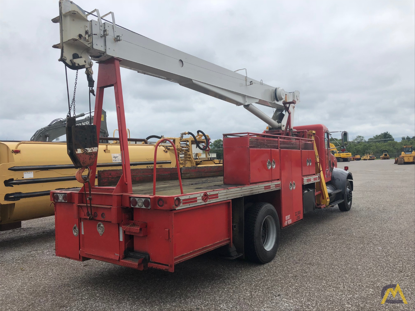 Ro Stinger TC 2857 14.4-ton Boom Truck Crane  2