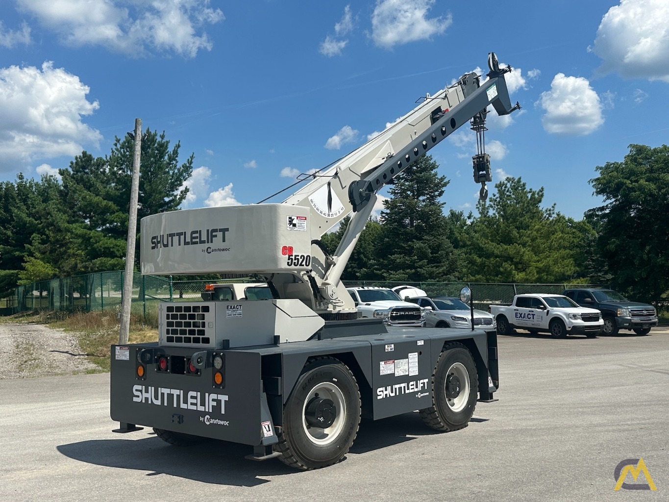 Shuttlelift CD5520 Industrial Carry Deck Crane 5