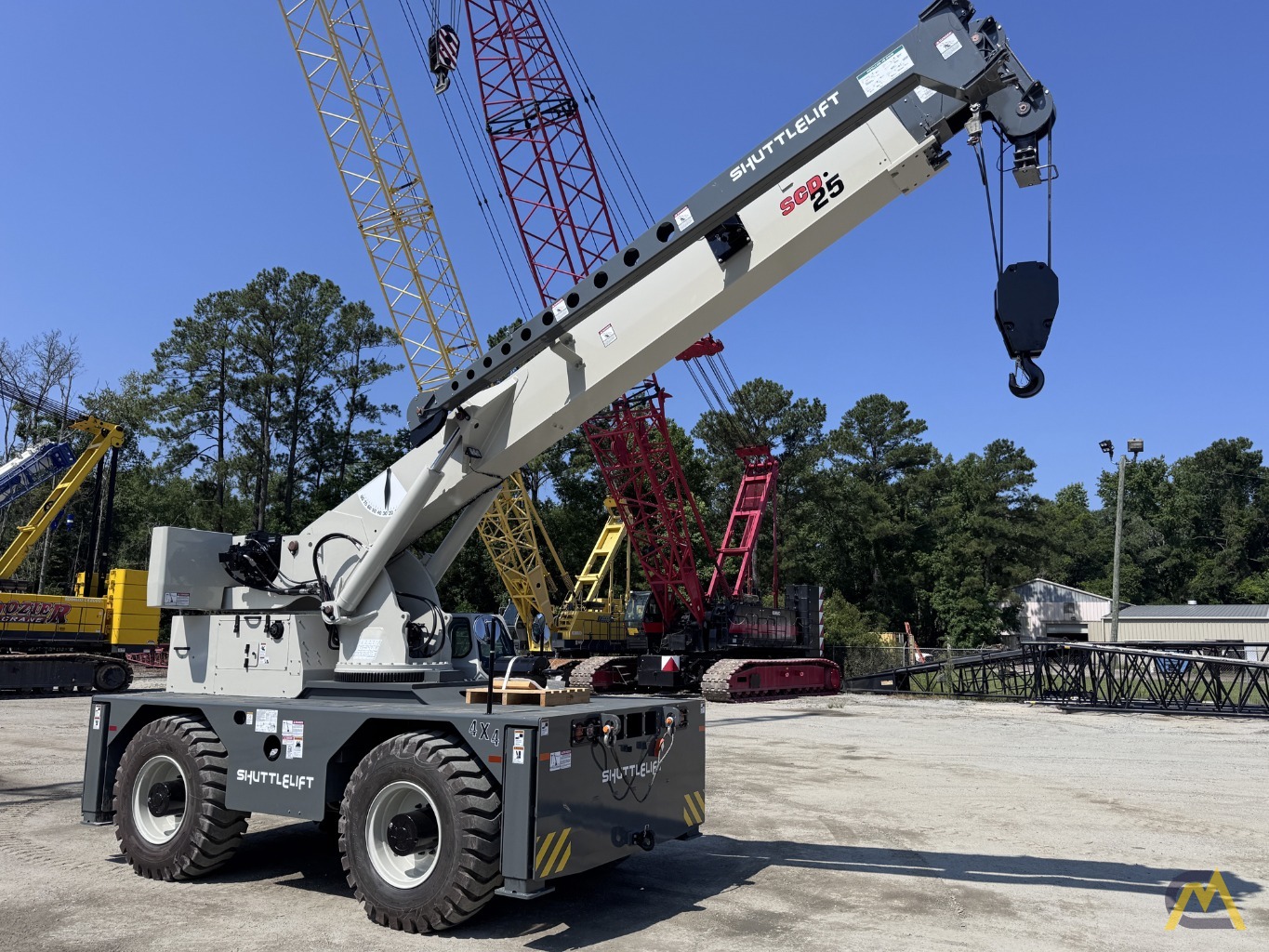Shuttlelift SCD25 Industrial Carry Deck Crane 2